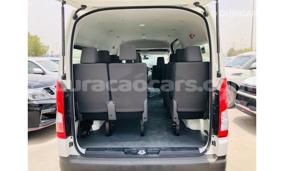 Buy Import Toyota Hiace White Car in Import - Dubai in Curacao Buy Import Toyota Hiace White Car in Import - Dubai in Curacao