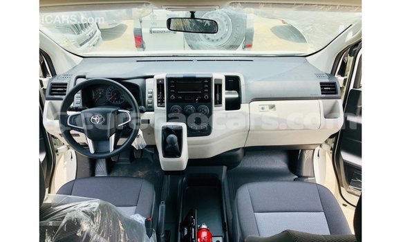 Buy Import Toyota Hiace White Car in Import - Dubai in Curacao Buy Import Toyota Hiace White Car in Import - Dubai in Curacao