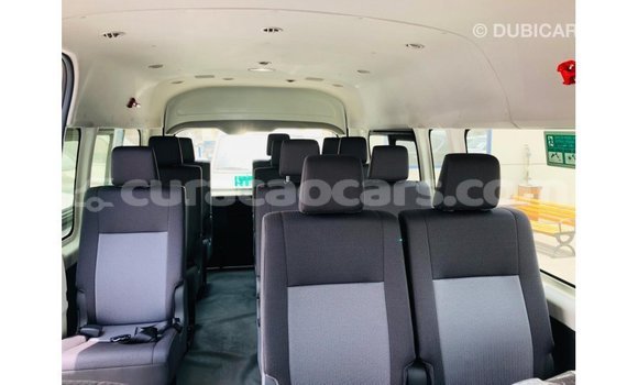 Buy Import Toyota Hiace White Car in Import - Dubai in Curacao Buy Import Toyota Hiace White Car in Import - Dubai in Curacao
