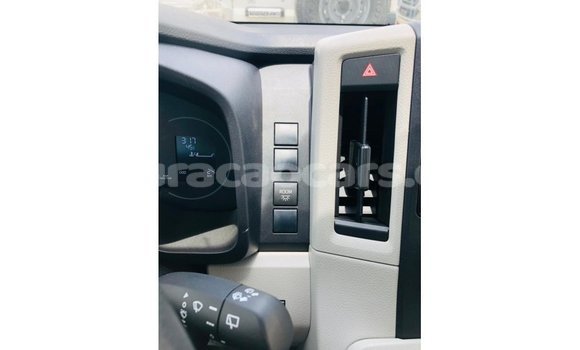 Buy Import Toyota Hiace White Car in Import - Dubai in Curacao Buy Import Toyota Hiace White Car in Import - Dubai in Curacao