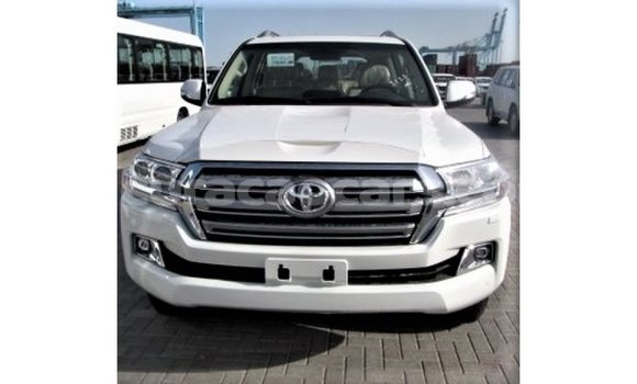 Buy Import Toyota Land Cruiser White Car in Import - Dubai in Curacao Buy Import Toyota Land Cruiser White Car in Import - Dubai in Curacao