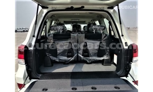 Buy Import Toyota Land Cruiser White Car in Import - Dubai in Curacao Buy Import Toyota Land Cruiser White Car in Import - Dubai in Curacao