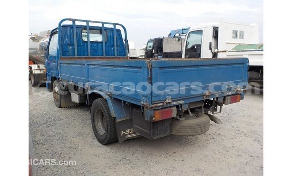 Buy Import Toyota Dyna Blue Car in Import - Dubai in Curacao Buy Import Toyota Dyna Blue Car in Import - Dubai in Curacao