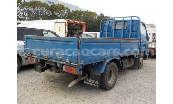 Buy Import Toyota Dyna Blue Car in Import - Dubai in Curacao Buy Import Toyota Dyna Blue Car in Import - Dubai in Curacao