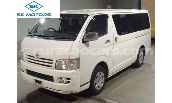 Buy Import Toyota Hiace White Car in Import - Dubai in Curacao