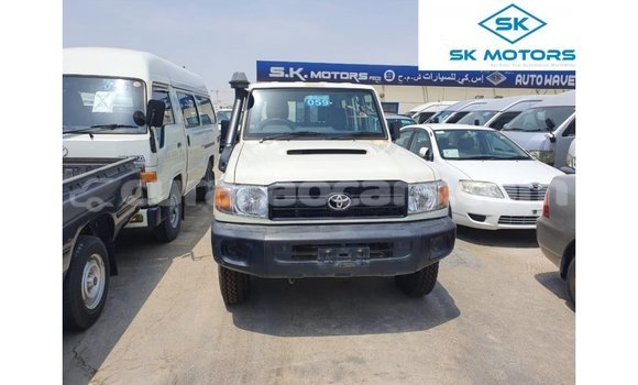 Buy Import Toyota Land Cruiser White Car in Import - Dubai in Curacao Buy Import Toyota Land Cruiser White Car in Import - Dubai in Curacao