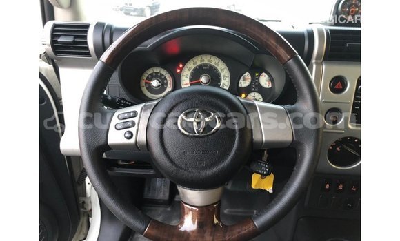 Buy Import Toyota FJ Cruiser White Car in Import - Dubai in Curacao Buy Import Toyota FJ Cruiser White Car in Import - Dubai in Curacao