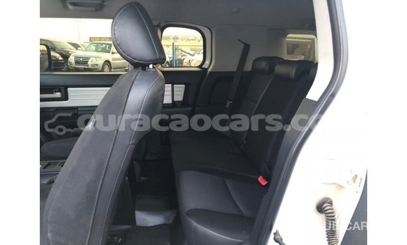 Buy Import Toyota FJ Cruiser White Car in Import - Dubai in Curacao Buy Import Toyota FJ Cruiser White Car in Import - Dubai in Curacao