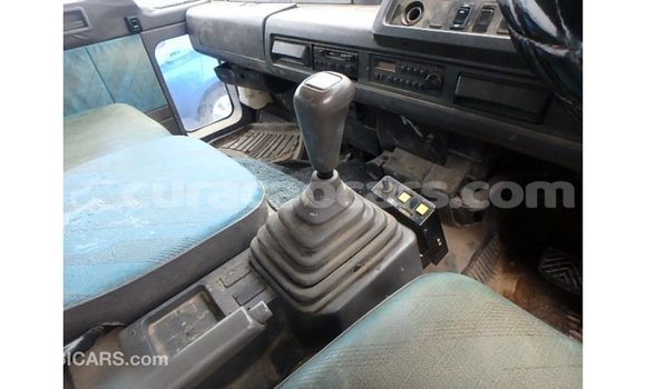 Buy Import Nissan Evalia Brown Truck in Import - Dubai in Curacao Buy Import Nissan Evalia Brown Truck in Import - Dubai in Curacao