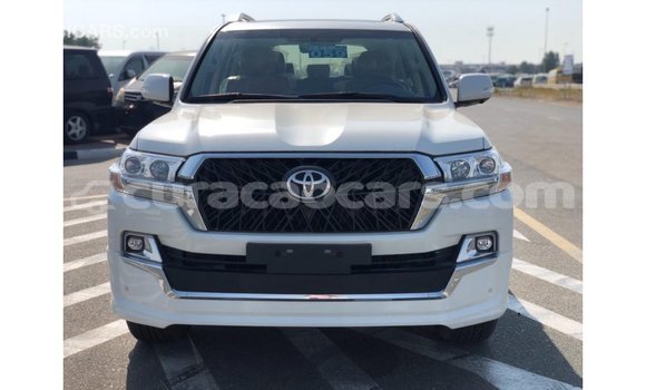 Buy Import Toyota Land Cruiser White Car in Import - Dubai in Curacao Buy Import Toyota Land Cruiser White Car in Import - Dubai in Curacao