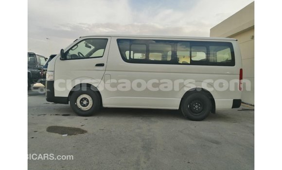 Buy Import Toyota Hiace White Car in Import - Dubai in Curacao Buy Import Toyota Hiace White Car in Import - Dubai in Curacao