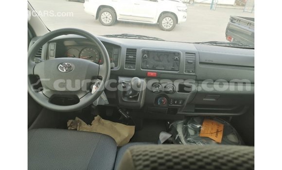 Buy Import Toyota Hiace White Car in Import - Dubai in Curacao Buy Import Toyota Hiace White Car in Import - Dubai in Curacao