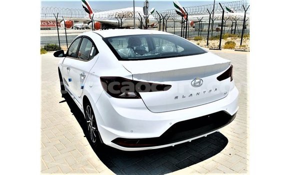 Buy Import Hyundai Elantra White Car in Import - Dubai in Curacao Buy Import Hyundai Elantra White Car in Import - Dubai in Curacao
