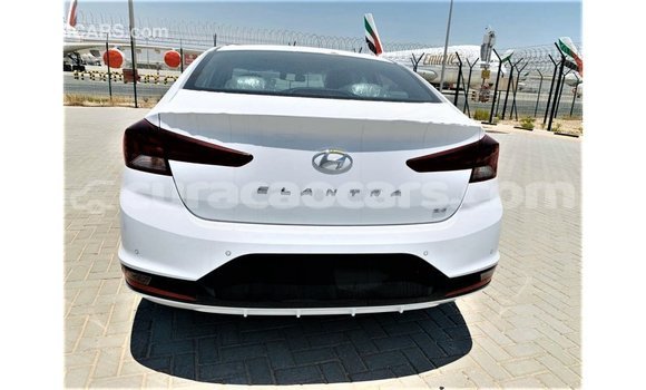Buy Import Hyundai Elantra White Car in Import - Dubai in Curacao Buy Import Hyundai Elantra White Car in Import - Dubai in Curacao