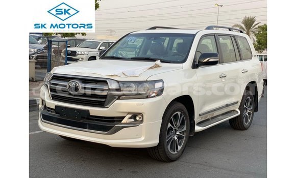 Buy Import Toyota Land Cruiser White Car in Import - Dubai in Curacao Buy Import Toyota Land Cruiser White Car in Import - Dubai in Curacao