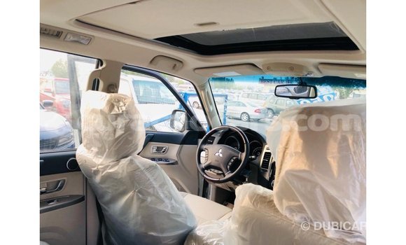 Buy Import Mitsubishi Pajero White Car in Import - Dubai in Curacao Buy Import Mitsubishi Pajero White Car in Import - Dubai in Curacao