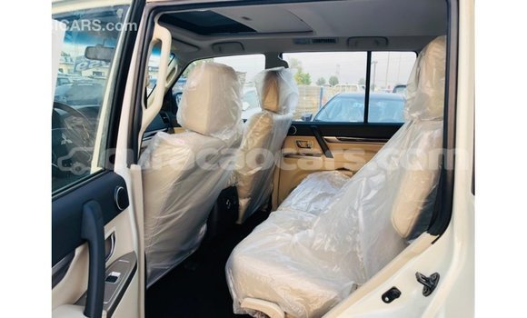 Buy Import Mitsubishi Pajero White Car in Import - Dubai in Curacao Buy Import Mitsubishi Pajero White Car in Import - Dubai in Curacao