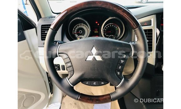 Buy Import Mitsubishi Pajero White Car in Import - Dubai in Curacao Buy Import Mitsubishi Pajero White Car in Import - Dubai in Curacao