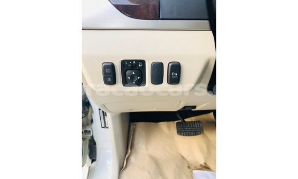 Buy Import Mitsubishi Pajero White Car in Import - Dubai in Curacao Buy Import Mitsubishi Pajero White Car in Import - Dubai in Curacao