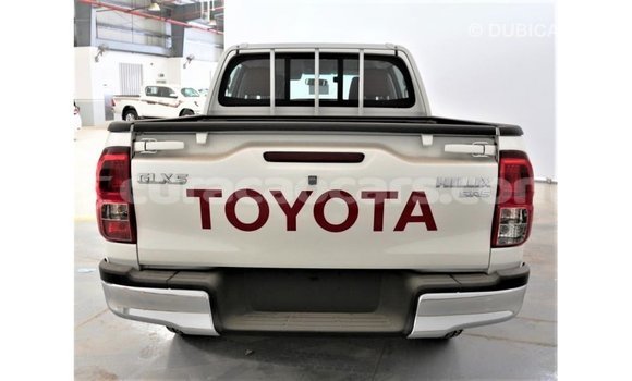 Buy Import Toyota Hilux White Car in Import - Dubai in Curacao Buy Import Toyota Hilux White Car in Import - Dubai in Curacao