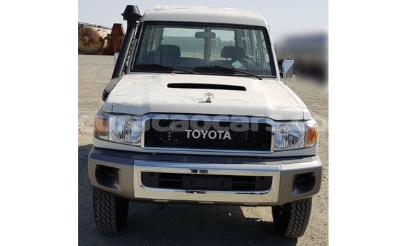 Buy Import Toyota Land Cruiser White Car in Import - Dubai in Curacao Buy Import Toyota Land Cruiser White Car in Import - Dubai in Curacao