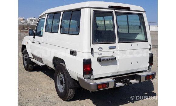 Buy Import Toyota Land Cruiser White Car in Import - Dubai in Curacao Buy Import Toyota Land Cruiser White Car in Import - Dubai in Curacao