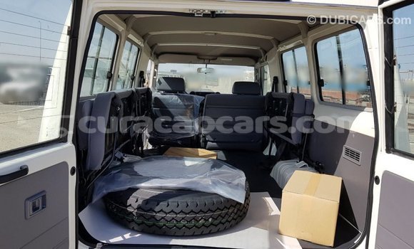 Buy Import Toyota Land Cruiser White Car in Import - Dubai in Curacao Buy Import Toyota Land Cruiser White Car in Import - Dubai in Curacao