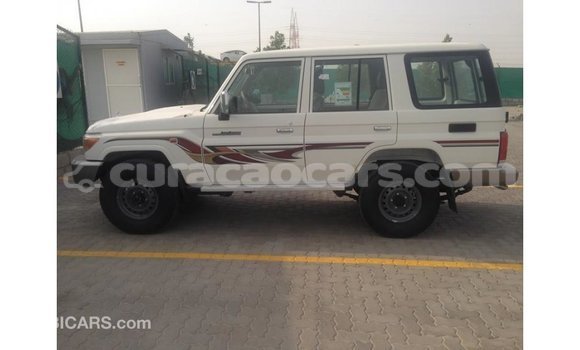 Buy Import Toyota Land Cruiser White Car in Import - Dubai in Curacao Buy Import Toyota Land Cruiser White Car in Import - Dubai in Curacao