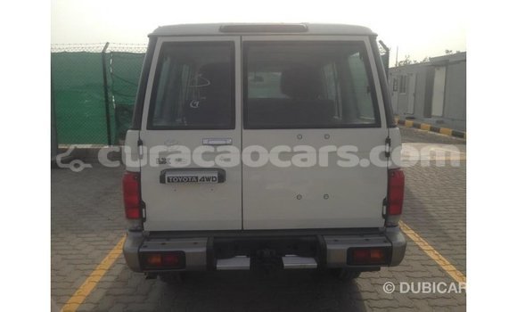 Buy Import Toyota Land Cruiser White Car in Import - Dubai in Curacao Buy Import Toyota Land Cruiser White Car in Import - Dubai in Curacao