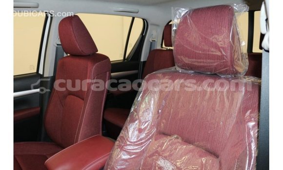 Buy Import Toyota Hilux White Car in Import - Dubai in Curacao Buy Import Toyota Hilux White Car in Import - Dubai in Curacao