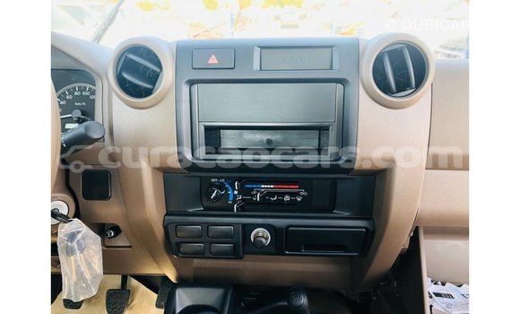 Buy Import Toyota Land Cruiser Beige Car in Import - Dubai in Curacao Buy Import Toyota Land Cruiser Beige Car in Import - Dubai in Curacao