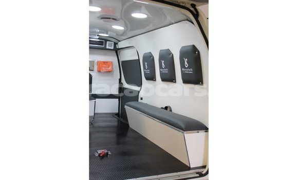 Buy Import Toyota Hiace White Car in Import - Dubai in Curacao Buy Import Toyota Hiace White Car in Import - Dubai in Curacao