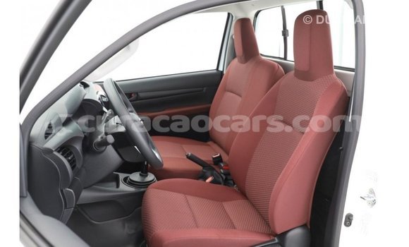 Buy Import Toyota Hilux White Car in Import - Dubai in Curacao Buy Import Toyota Hilux White Car in Import - Dubai in Curacao