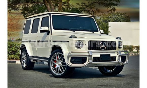 Buy Import Mercedes-Benz 190 (W201) White Car in Import - Dubai in Curacao Buy Import Mercedes-Benz 190 (W201) White Car in Import - Dubai in Curacao