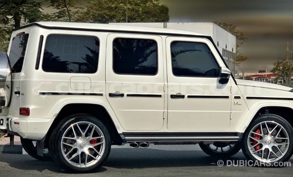 Buy Import Mercedes-Benz 190 (W201) White Car in Import - Dubai in Curacao Buy Import Mercedes-Benz 190 (W201) White Car in Import - Dubai in Curacao