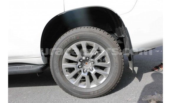 Buy Import Toyota Prado White Car in Import - Dubai in Curacao