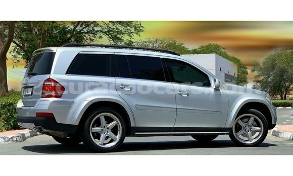 Buy Import Mercedes-Benz 190 (W201) Other Car in Import - Dubai in Curacao Buy Import Mercedes-Benz 190 (W201) Other Car in Import - Dubai in Curacao