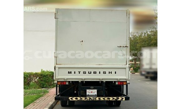 Buy Import Mitsubishi Carisma White Car in Import - Dubai in Curacao Buy Import Mitsubishi Carisma White Car in Import - Dubai in Curacao