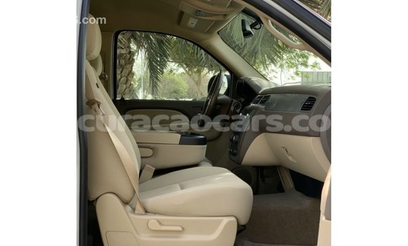 Buy Import Chevrolet Tahoe White Car in Import - Dubai in Curacao Buy Import Chevrolet Tahoe White Car in Import - Dubai in Curacao