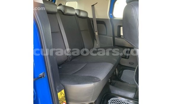 Buy Import Toyota FJ Cruiser Blue Car in Import - Dubai in Curacao Buy Import Toyota FJ Cruiser Blue Car in Import - Dubai in Curacao