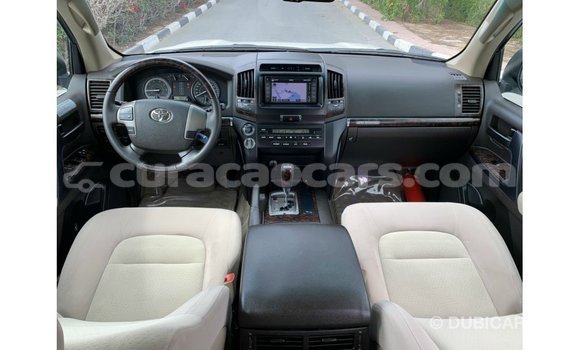 Buy Import Toyota Land Cruiser White Car in Import - Dubai in Curacao Buy Import Toyota Land Cruiser White Car in Import - Dubai in Curacao