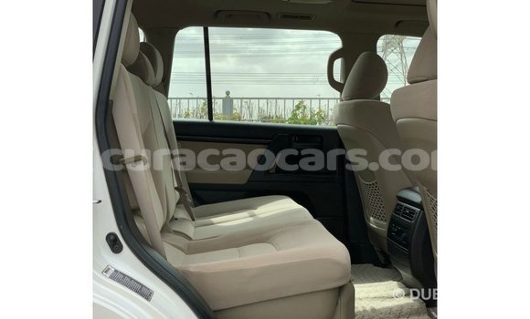Buy Import Toyota Land Cruiser White Car in Import - Dubai in Curacao Buy Import Toyota Land Cruiser White Car in Import - Dubai in Curacao
