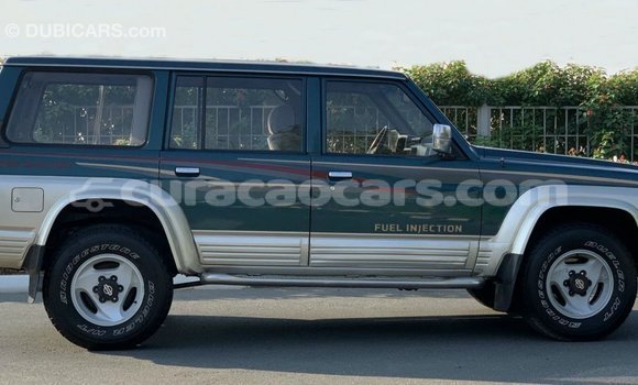 Buy Import Nissan Patrol Blue Car in Import - Dubai in Curacao Buy Import Nissan Patrol Blue Car in Import - Dubai in Curacao