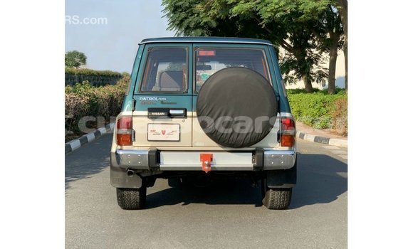 Buy Import Nissan Patrol Blue Car in Import - Dubai in Curacao Buy Import Nissan Patrol Blue Car in Import - Dubai in Curacao
