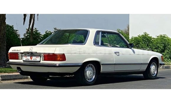 Buy Import Mercedes-Benz 190 (W201) White Car in Import - Dubai in Curacao Buy Import Mercedes-Benz 190 (W201) White Car in Import - Dubai in Curacao