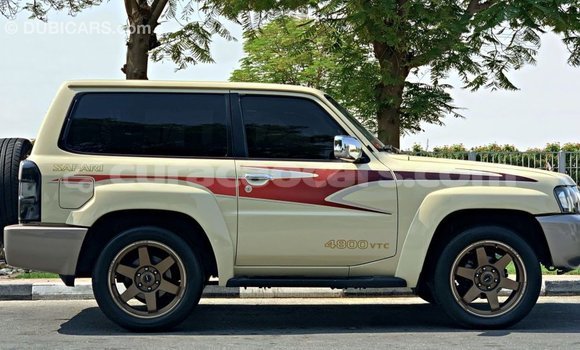 Buy Import Nissan Patrol Beige Car in Import - Dubai in Curacao Buy Import Nissan Patrol Beige Car in Import - Dubai in Curacao