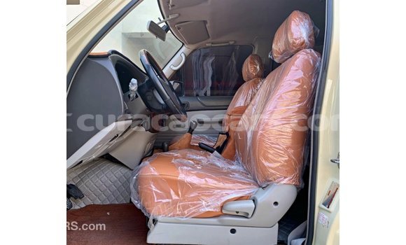 Buy Import Nissan Patrol Beige Car in Import - Dubai in Curacao Buy Import Nissan Patrol Beige Car in Import - Dubai in Curacao