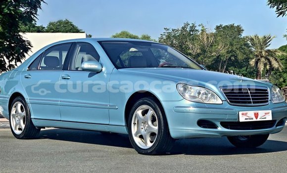 Buy Import Mercedes-Benz 200 Blue Car in Import - Dubai in Curacao