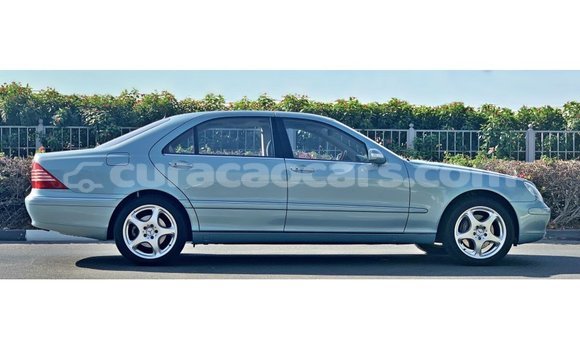 Buy Import Mercedes-Benz 200 Blue Car in Import - Dubai in Curacao Buy Import Mercedes-Benz 200 Blue Car in Import - Dubai in Curacao