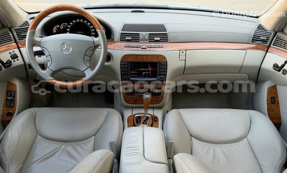 Buy Import Mercedes-Benz 200 Blue Car in Import - Dubai in Curacao Buy Import Mercedes-Benz 200 Blue Car in Import - Dubai in Curacao